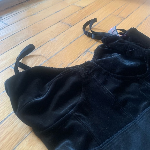 Nwt black bustier style poofy dress - Picture 2 of 3